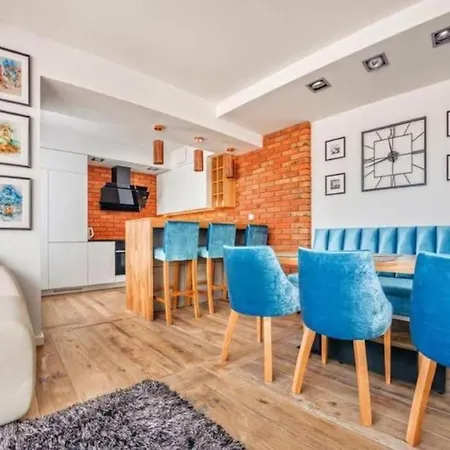 아파트 Close-central - One Bedroom With Balcony - Center - Sb12
